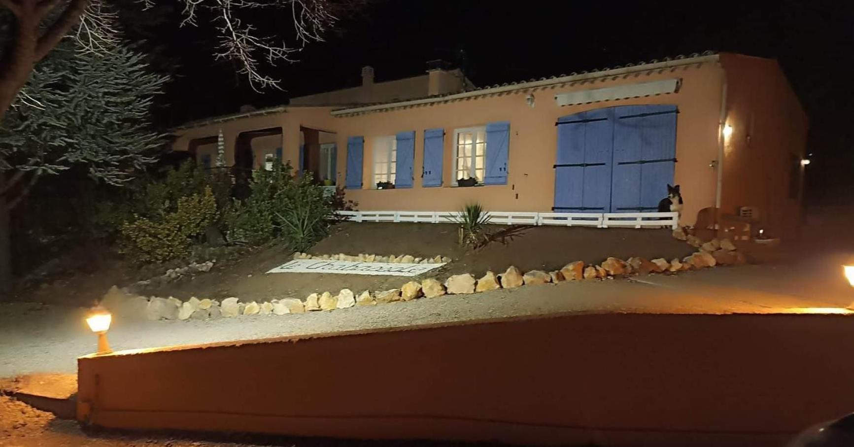 LE CHABASSOLE  CHAMBRES D'HÔTES - Massages - Jacuzzi - Sauna - GORGES DU VERDON Aiguines Exterior foto
